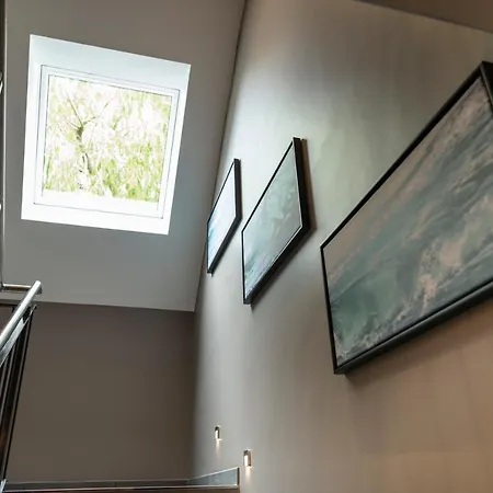 Wellness House Energy Mit Whirlpool アパート