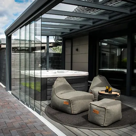 Wellness House Energy Mit Whirlpool アパート ティメンドルファー・シュトラント